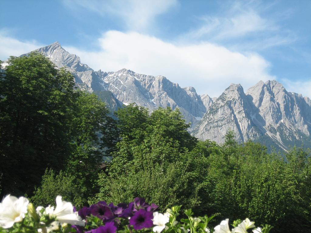 Gaestehaus Nicole Garmisch-Partenkirchen Esterno foto